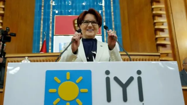 Meral Akşener
