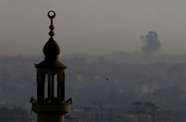 غارات إسرائيلية على قطاع غزة