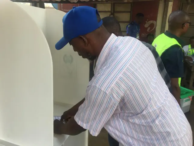 Man dey vote for Kogi election