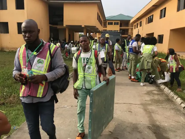 Ad hoc inec staff dey set up for Bayelsa
