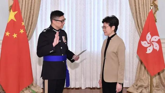 Ông Chris Tang, tức Đặng Bính Cường (54 tuổi) vừa được bổ nhiệm làm Cảnh sát trưởng Đặc khu hành chính Hong Kong