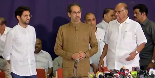 शरद पवार, उद्धव ठाकरे और आदित्य ठाकरे