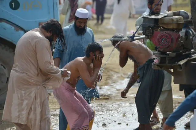 نہانہ