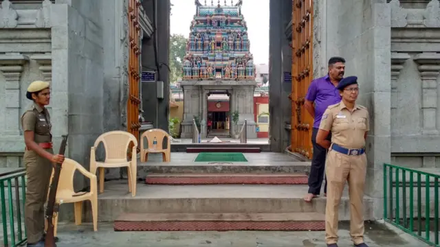 ராமஜென்ம பூமி, பாபர் மசூதி
