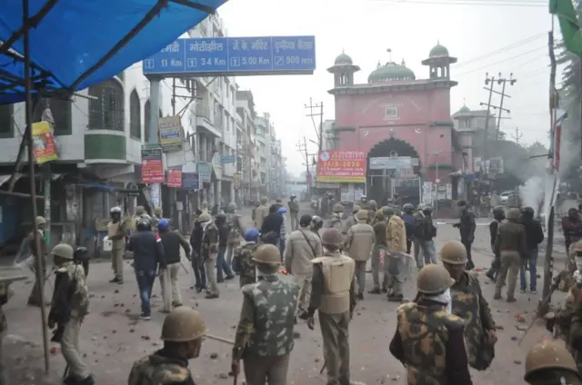 कानपुर में हिंसा