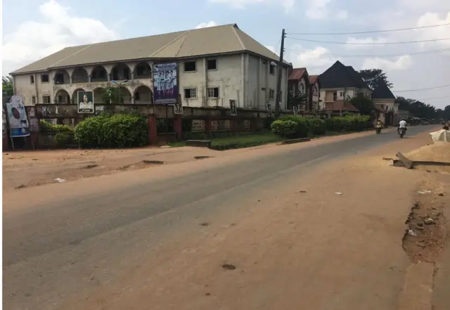 Ebe niile tọgbọọ chakoo