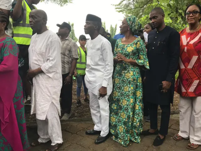 Yemi Ọsinbajo ati iyawo rẹ