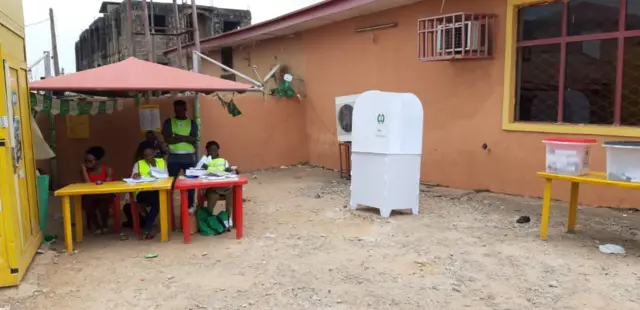 N'ọgbọ ntuliaka dị na Gunning Road