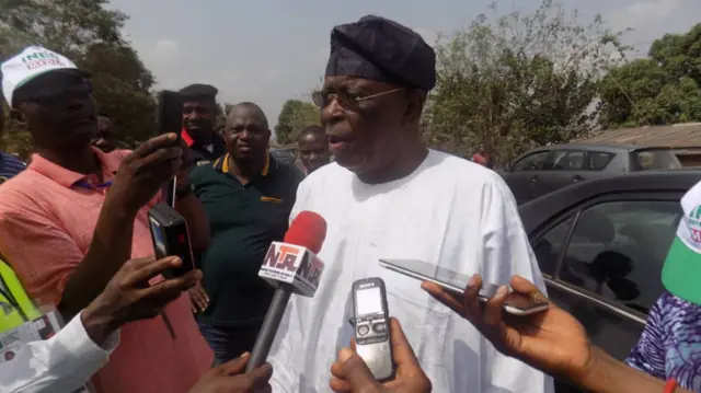 Olusegun Osoba