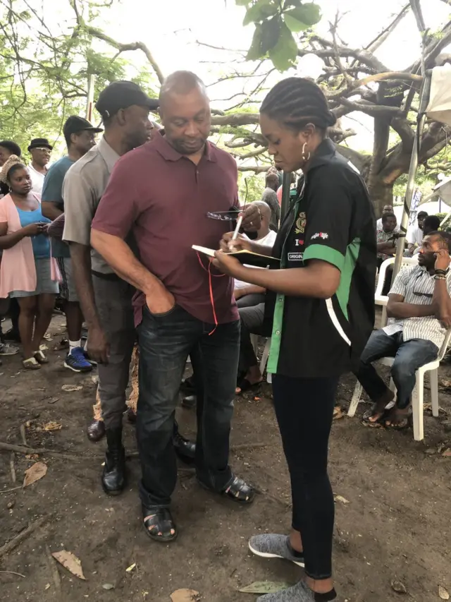 Omoni Oboli dey register pipo for Polling unit for VGC
