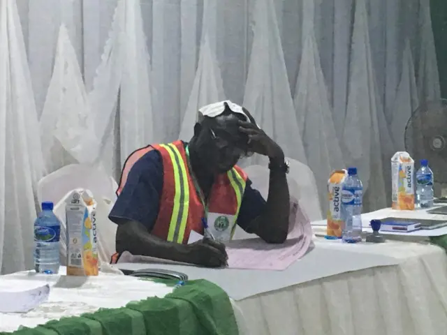 NEC officials, observers, security officials and journalists for Makurdi