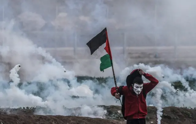 إسرائيل تبدأ ببناء حاجز على حدودها مع غزة
