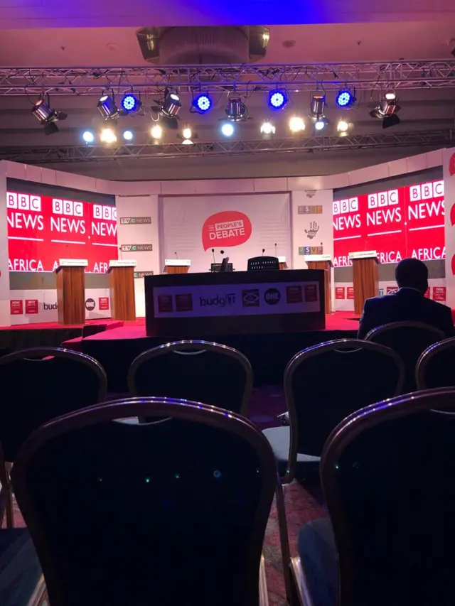 Stage don set for debate