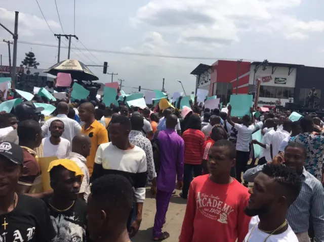 Ndị na-eme ngagharịiwe