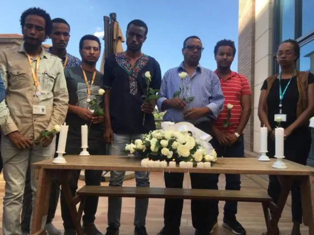 ጋዜጠኛታት ቢቢሲ ቀርኒ ኣፍሪቃ ንግዳያት ሓደጋ እናዘከሩ