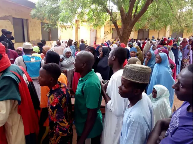 Ndị na-atụ vootu na Dogon Daji