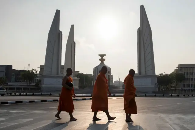 อนุสาวรีย์ประชาธิปไตย