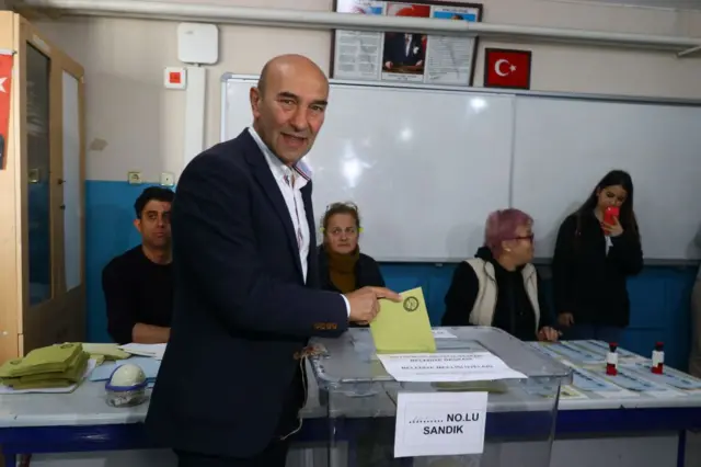 Tunç Soyer