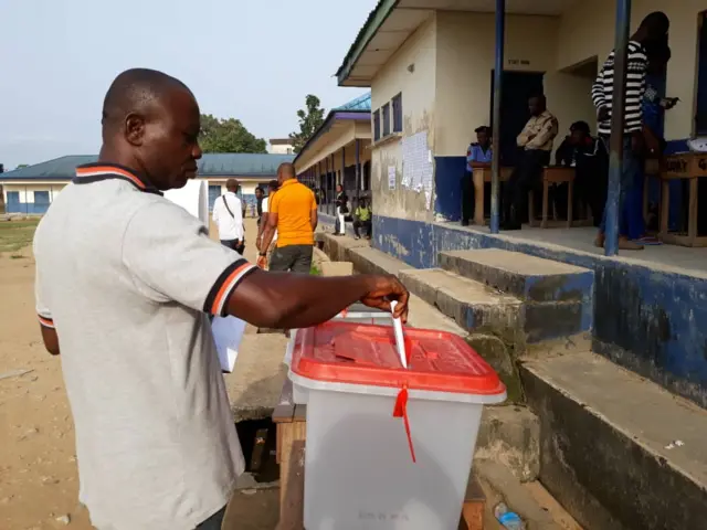 Ndị na-eme ntuliaka
