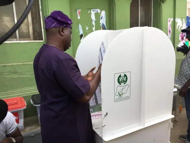 Babatunde Gbadamọsi