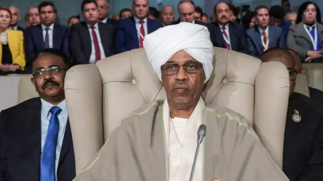 አዋድ ሞሐመድ አህመድ ኢብን ኡፍ