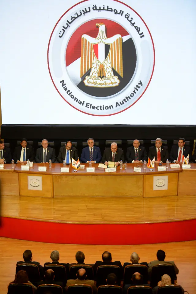 الهيئة العليا للانتخابات المصرية قالت إن نسبة المشاركة بلغت نحو 44%