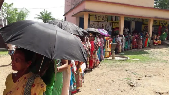 महिला मतदाता