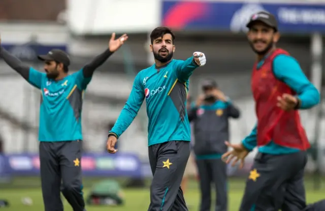 کرکٹ