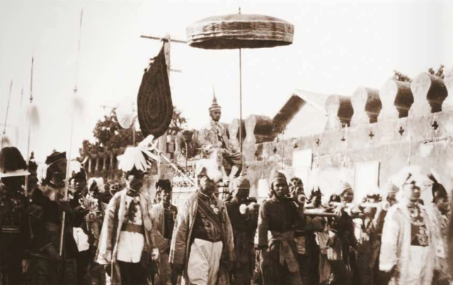 หนังสือพระราชพิธีบรมราชาภิเษก กระทรวงวัฒนธรรม