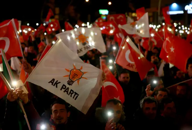 AKP Bayrak