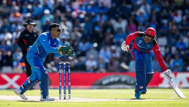 54 பந்துகளில் 60 ரன்கள்!