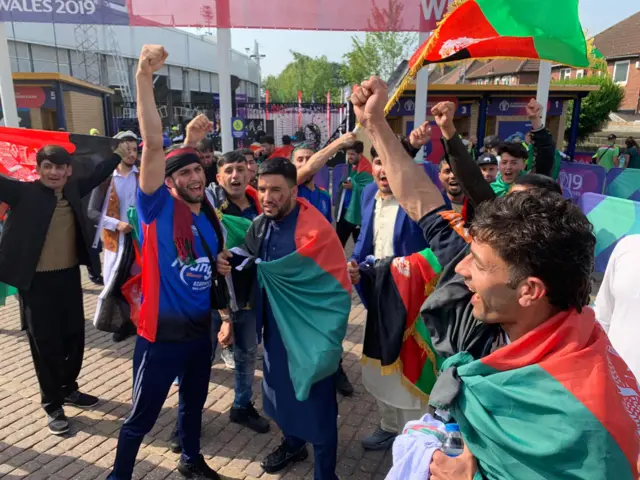 افغان شائقین
