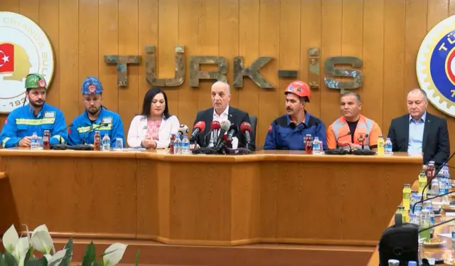 Türk-İş Genel Başkanı basın toplantısı düzenledi