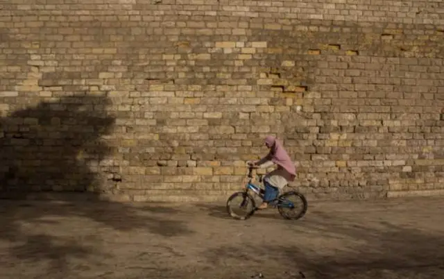 Masar waxay ku daadaaleysa sidii shacabka ay u heli lahaayeen Baskiil qiimahiisu jaban yahay