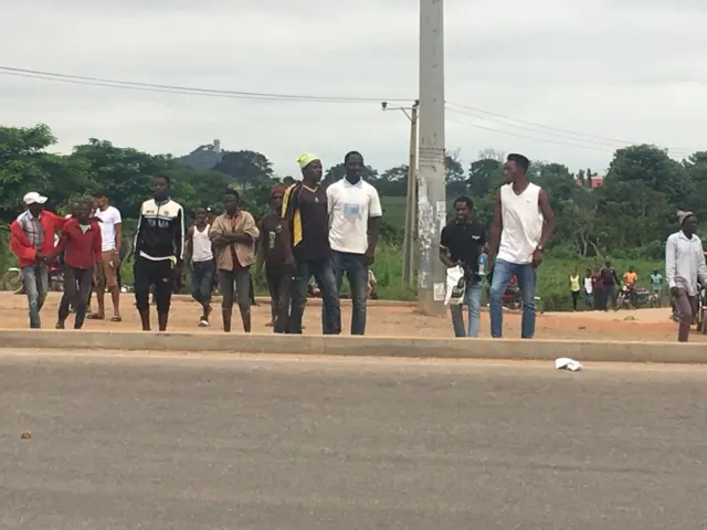 Angry protesters for Abuja