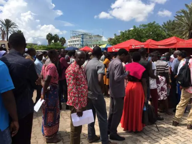 'Yan Tanzania na layin rijista