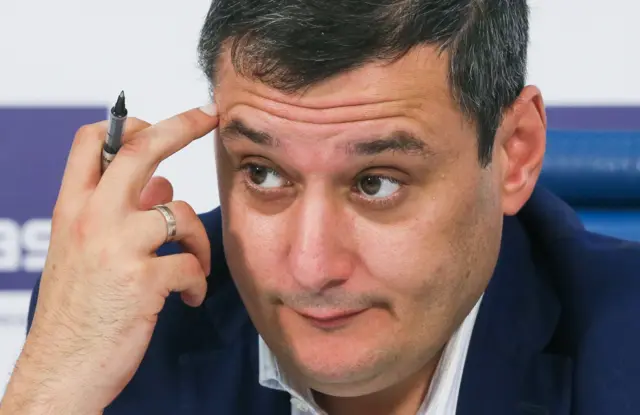 Александр Хинштейн