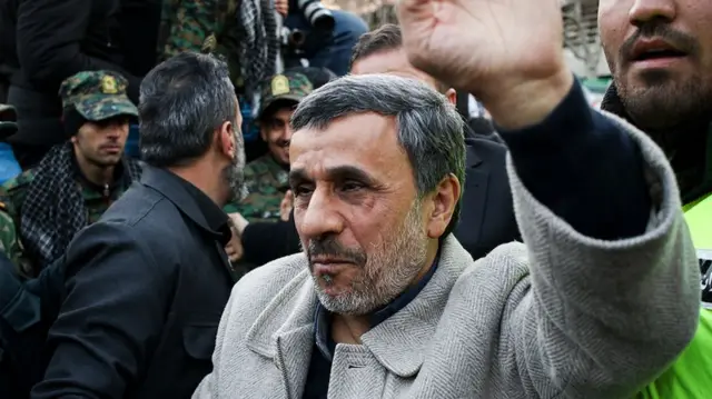 احمدی نژاد