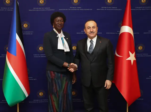 Dışişleri Bakanı Mevlüt Çavuşoğlu ve Güney Sudan Dışişleri ve Uluslararası İşbirliği Bakanı Awut Deng Acuil