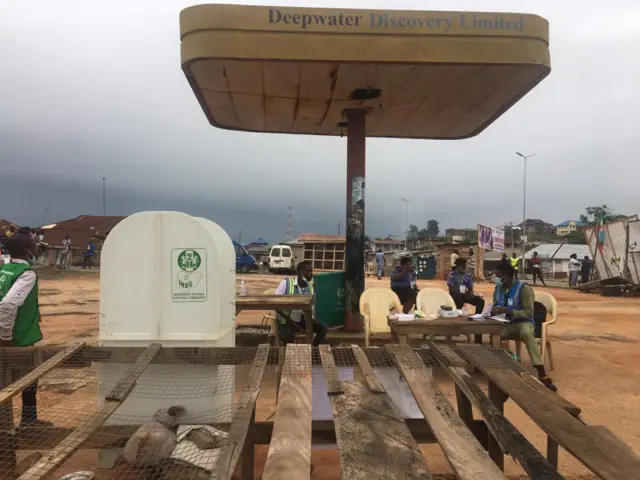 Polling unit inside filling station