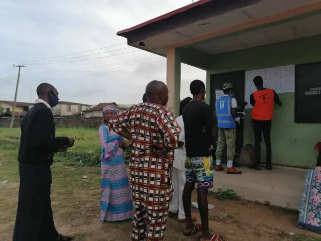 Ondo residents dey check for dia name