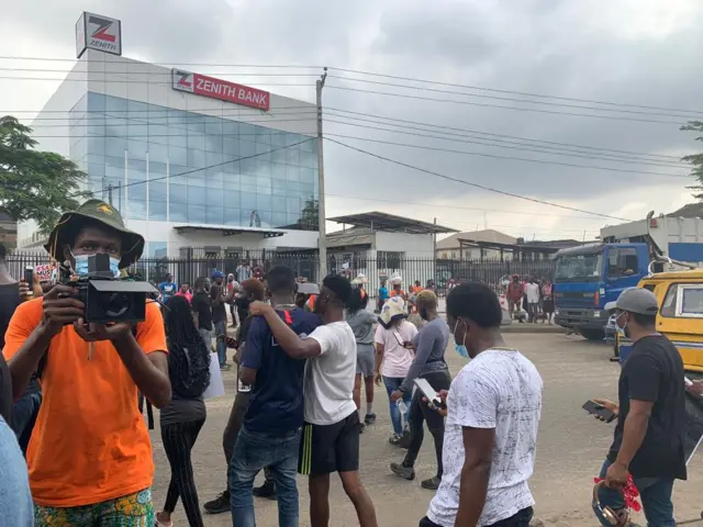 End Sars protesters