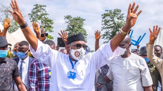 Gọvanọ Rotimi Akeredolu