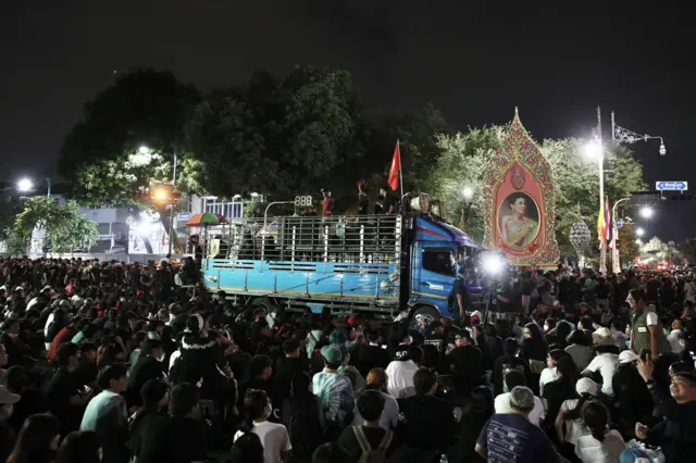 เวทีแยกมิสกวัน