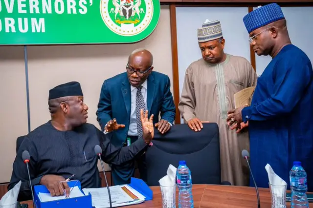 Some govnors dey chat