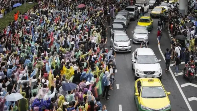 ประท้วง