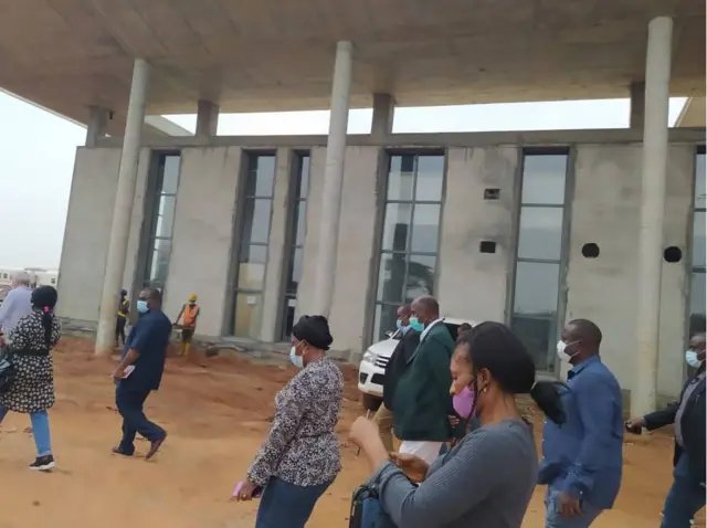 Amaechi n'ọdọ ụgbọoloko Iju