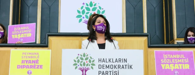 Pervin Buldan konuşması sırasında yüzündeki maskeyi çıkarmadı