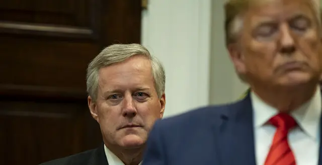 Le chef de cabinet de la maison blanche, Mark Meadows et le président Trump