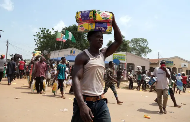 looter carry palliative wey im get from warehouse